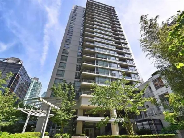 1420 Georgia St W #707, Vancouver, BC V6G 3K4