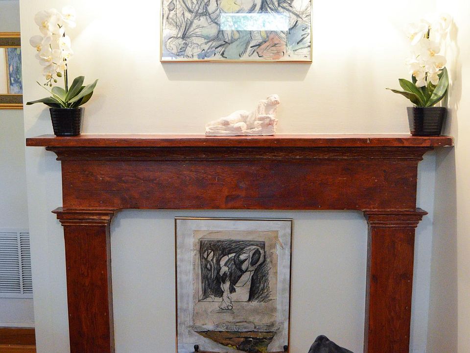 Original Mantle from the 1850's