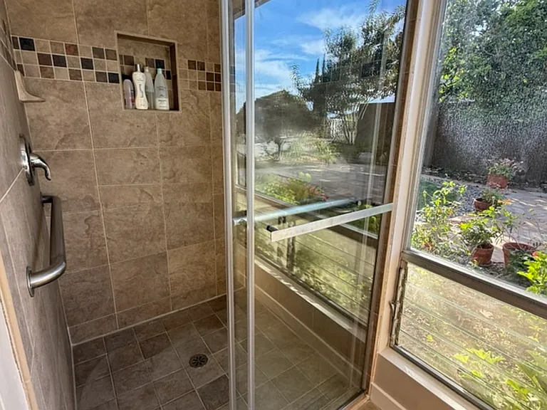 16703 Alginet Pl — Photo 24