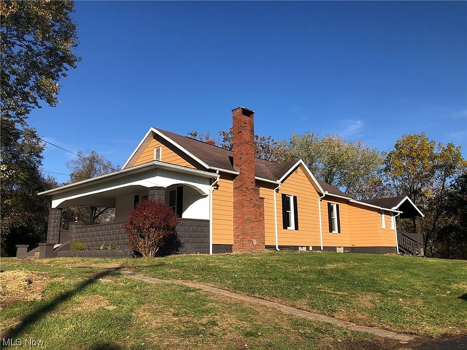 1st image of 669 Newport Ave