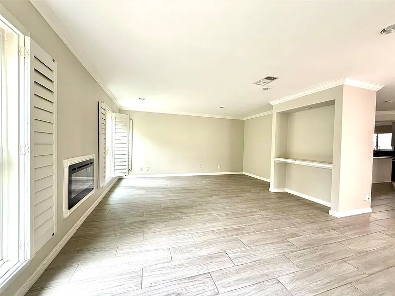 12625 Memorial Dr #25 — Photo 3