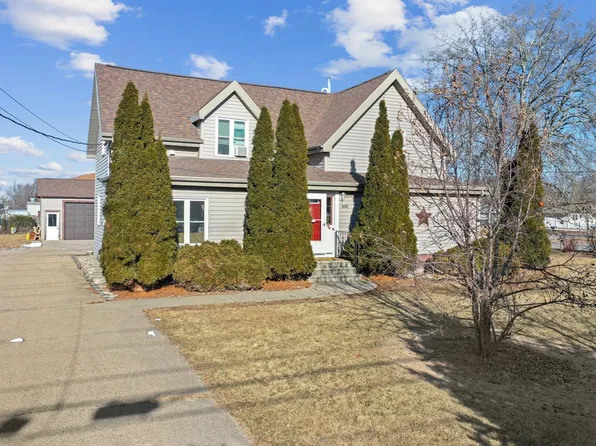 400 W North Ave, Little Chute, WI 54140