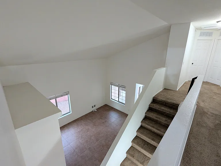 33966 N Mercedes Dr — Photo 14