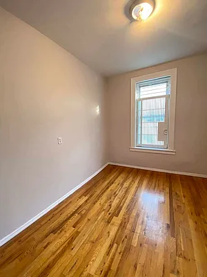 Rented by The Brokerage Group LLC | media 11