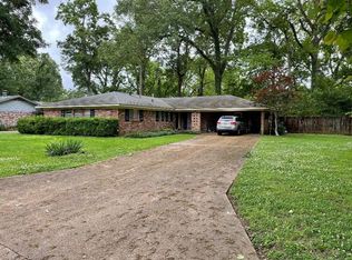 202 Forrest Dr, Natchez, MS 39120