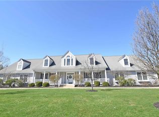 7596 N Vinemont Ct, Hudson, OH 44236