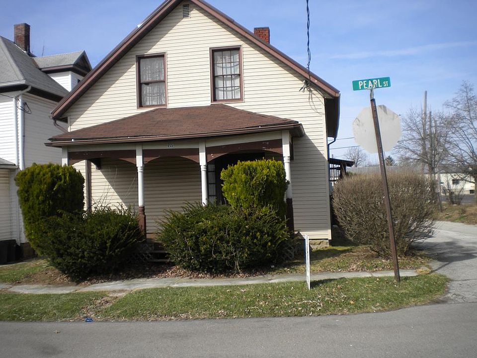 1st image of 215 Pearl St