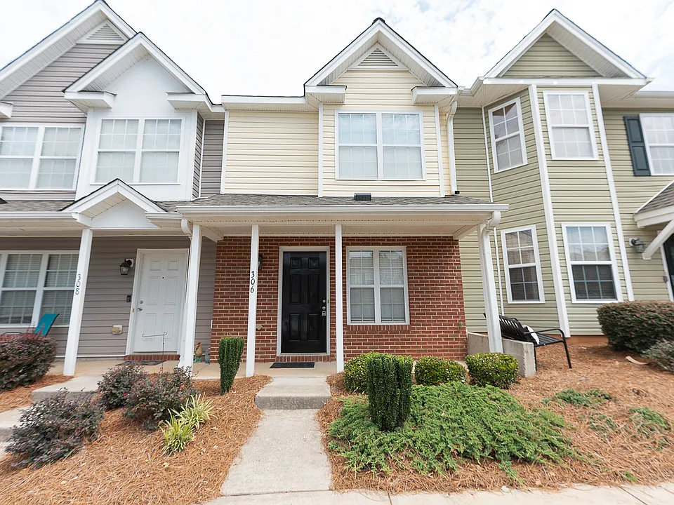 306 Snowy Owl Ct