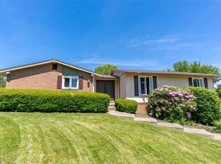 2225 Tamarack Cir NE, Canton, OH 44721
