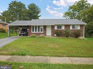 345 Nottingham Rd, Hagerstown, MD 21740