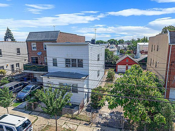 3rd image of 5267 72nd St