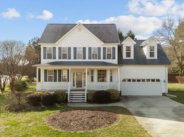 1112 Mallard Creek Ct, Fuquay Varina, NC 27526