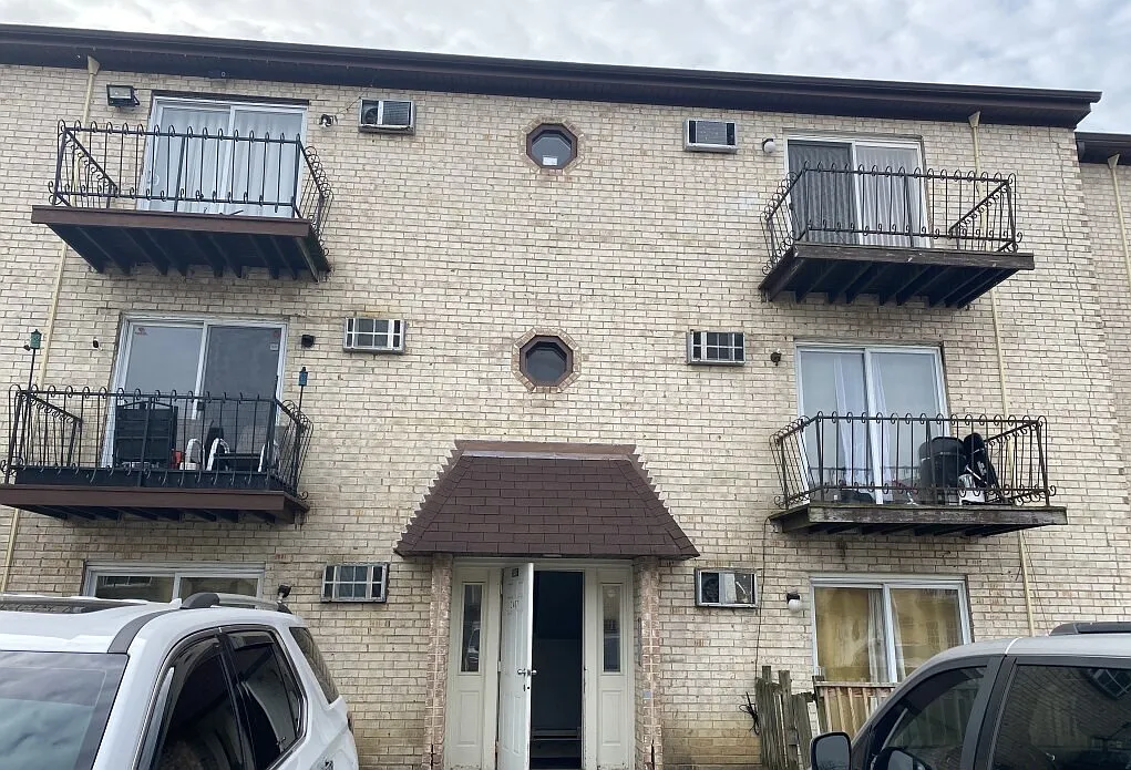 Building Photo - 2407 Randall Ln #1