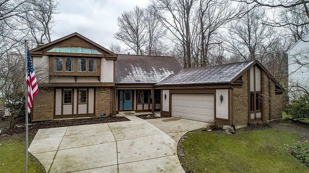 50685 Woodbury Way photo 1