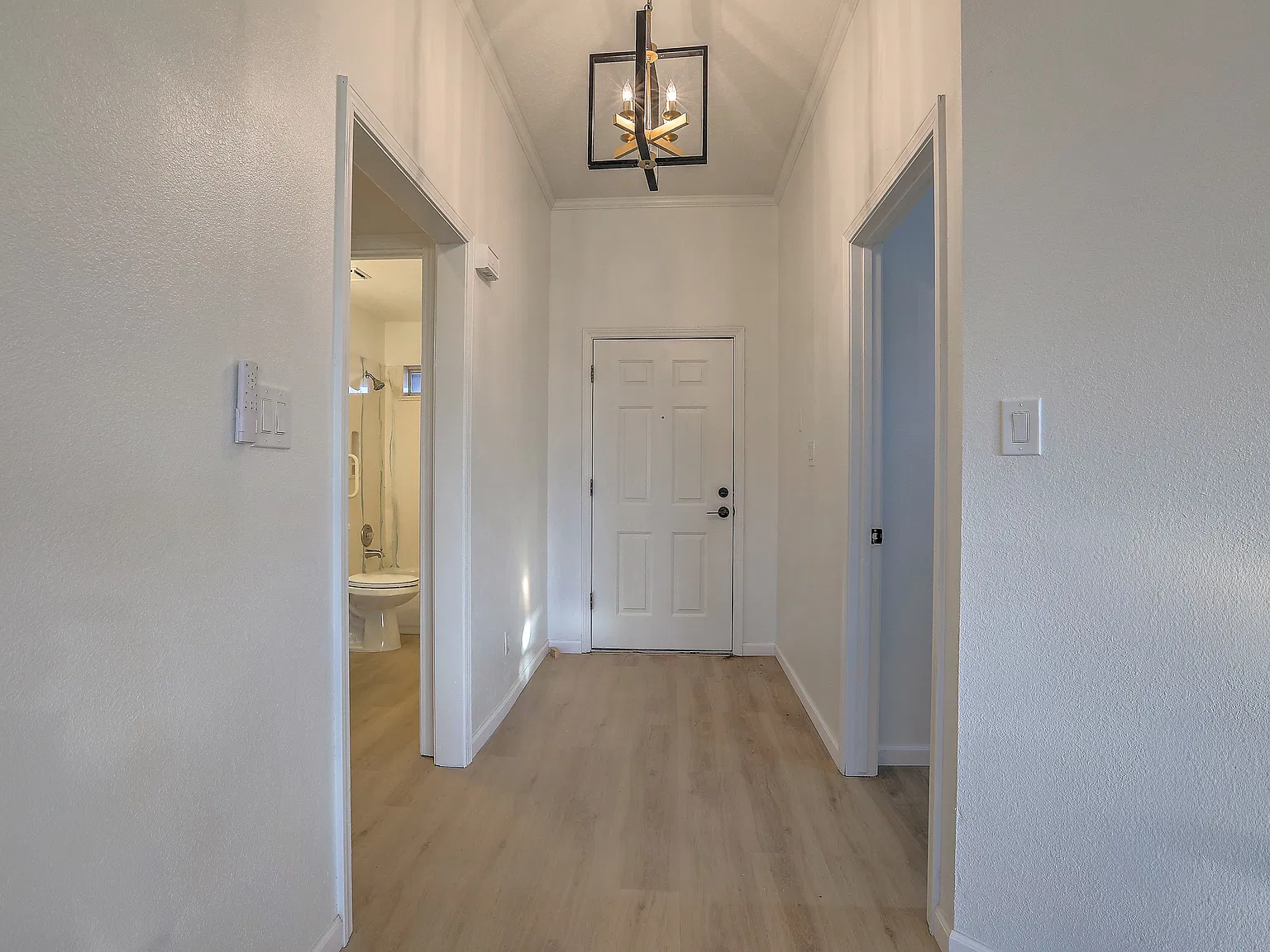 3 bed, 1490 sqft, $2,500 — Photo 3