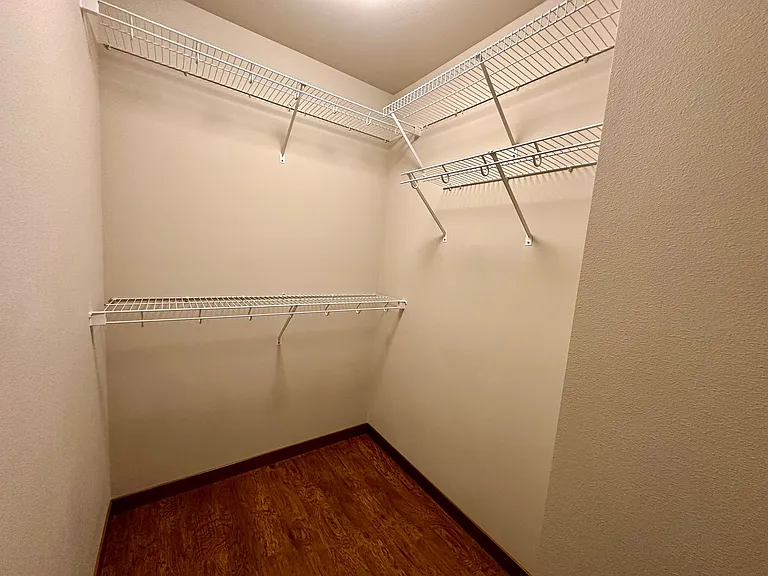 5831 Pioneer Ridge Pl — Photo 13
