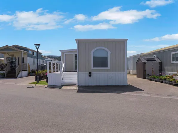 22 Dahlberg Dr #L-022, Pacifica, CA 94044