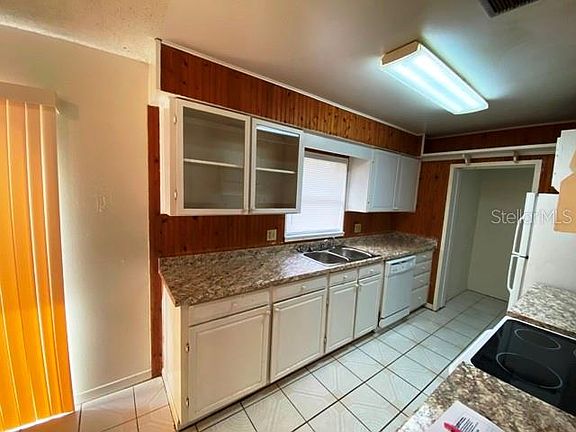 4th image of 1716 Lake Lorine Dr