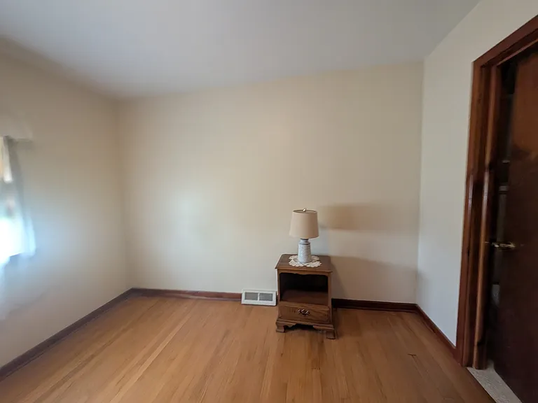 225 E Mennonite Rd — Photo 12