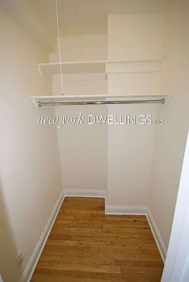 Rented by New York Dwellings LLC | media 18