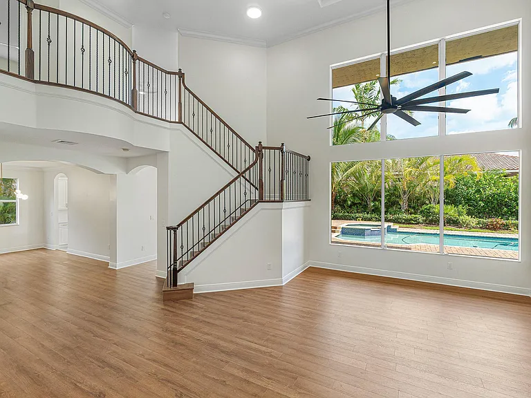 6641 Conch Ct — Photo 7