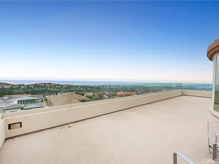15 Goleta Point Dr — Photo 32