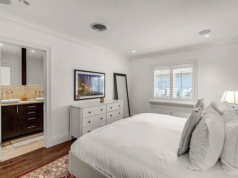 168 Morningside Dr — Photo 15