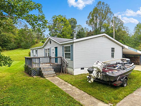 5th image of 320 Circle Dr
