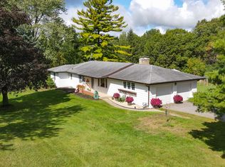 26034 W Indian Trail Rd, Barrington, IL 60010