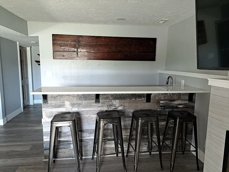 522 S Stewart Ct — Photo 9