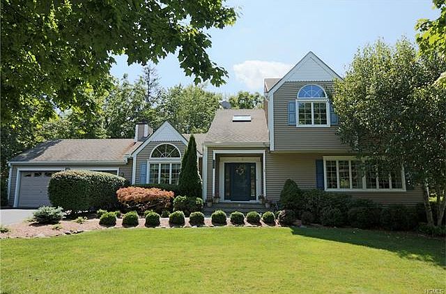 1st image of 3077 Ferncrest Dr
