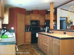 707 Aster Loop, Minot, ND 58701