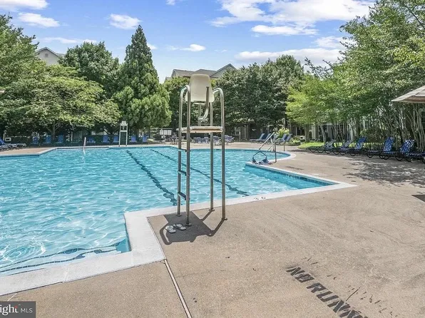 19603 Galway Bay Cir, Germantown, MD 20874