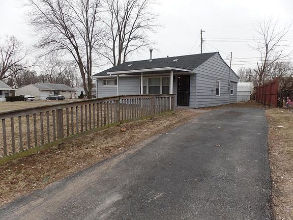 4th image of 1911 Marsdale Ave