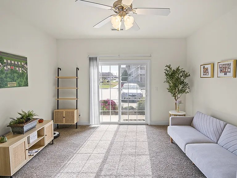 1303 Black Diamond Dr — Photo 41