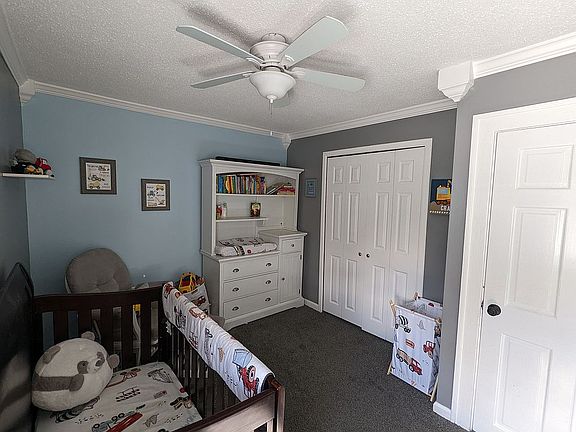 4th image of 3531 Walden Ave