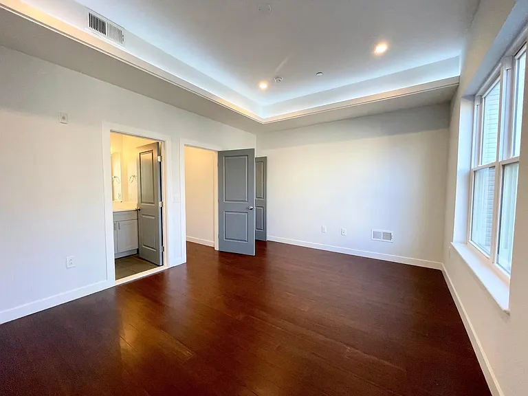 1337 N Franklin St #2-1 — Photo 16