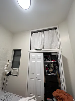 Rented by Standard Living Realty Inc | media 19