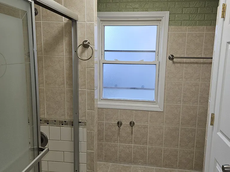 727 Skyline Dr — Photo 16