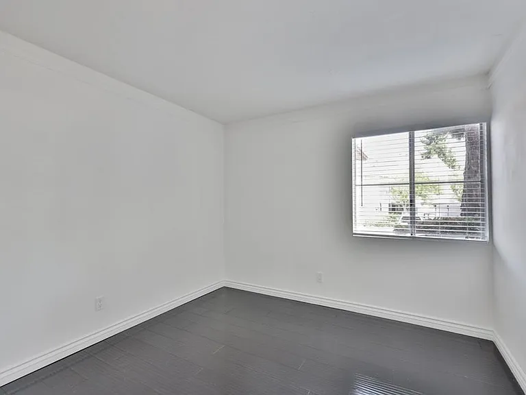 750 Brookstone Rd #101 — Photo 22