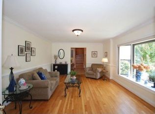 19421 Treadway Rd, Brookeville, MD 20833