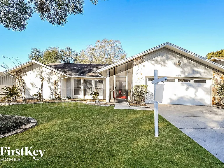 2720 Briarpatch Dr — Photo 1