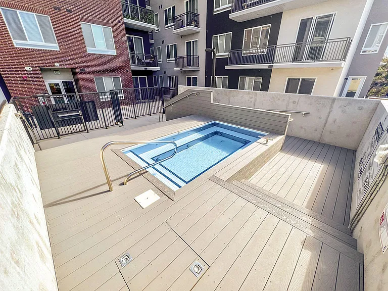 The Hardison — Photo 19