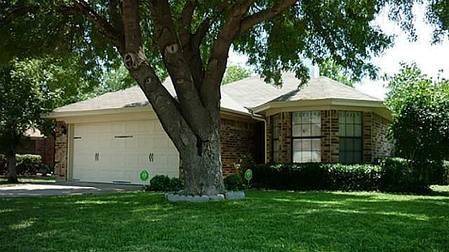 1st image of 4804 Colonial Park Dr