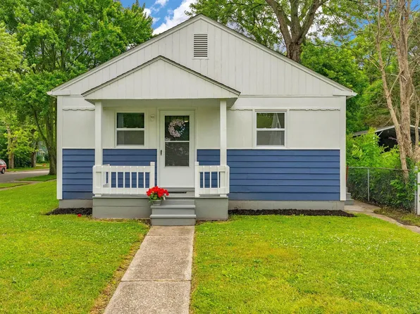 1404 Pine St, Port Huron, MI 48060