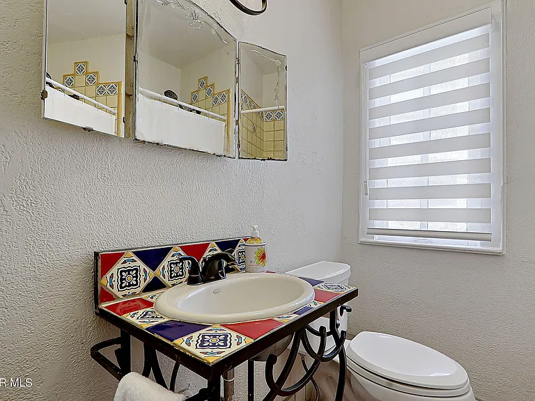 1104 Madeline Dr — Photo 29
