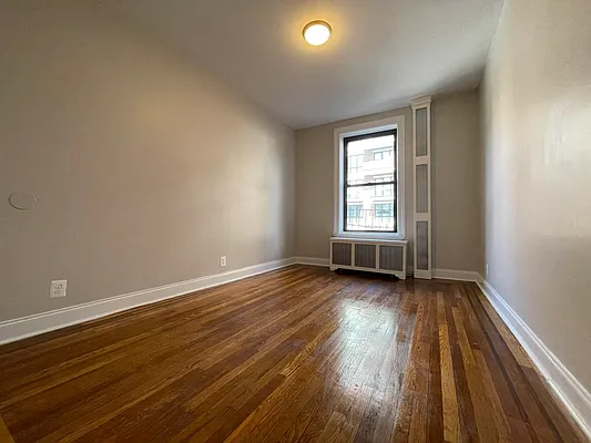 Rented by Hillel Realty Group | media 13