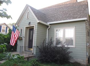 327 W Main St, Geneseo, IL 61254