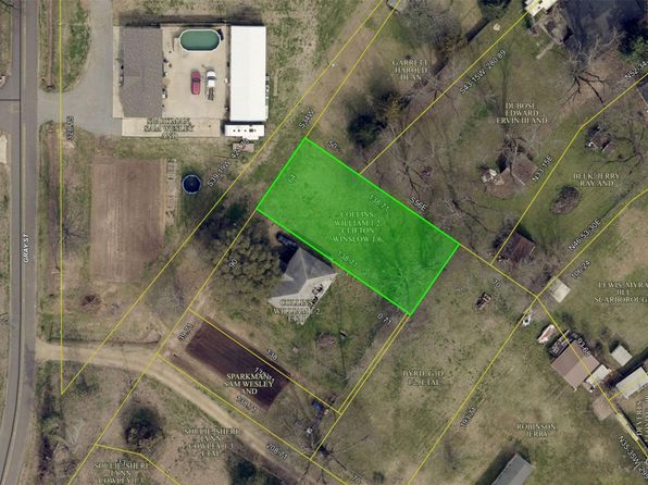 230 Gray St, Belcher, LA 71004