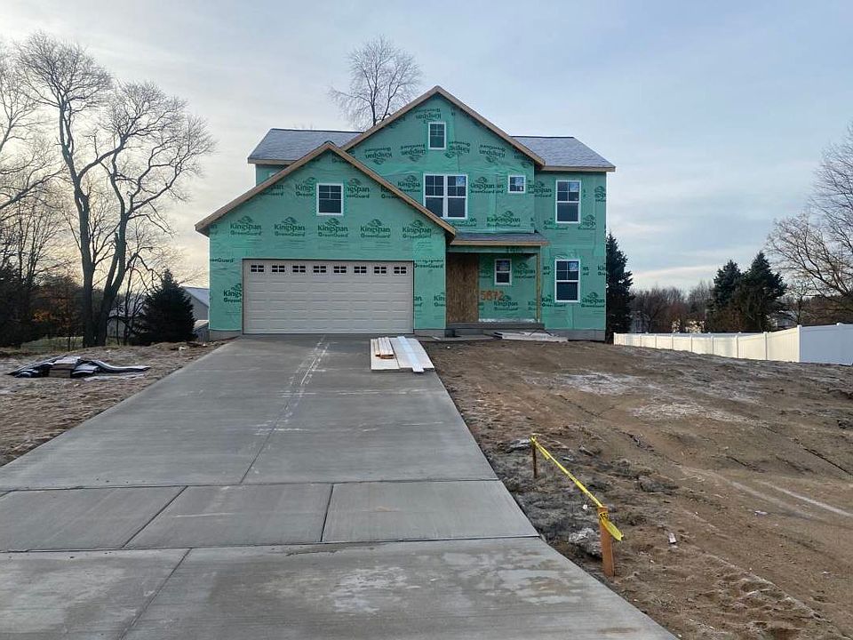 1st image of 5872 Lynn Dr